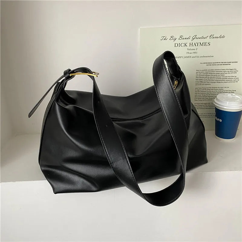 Vintage vegan Leather Handbag