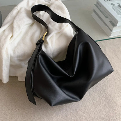 Vintage vegan Leather Handbag